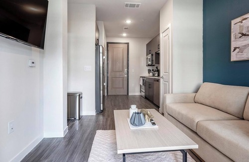 Wetmore Apartment | Landing | Modern Studio, Gym, Clubhouse