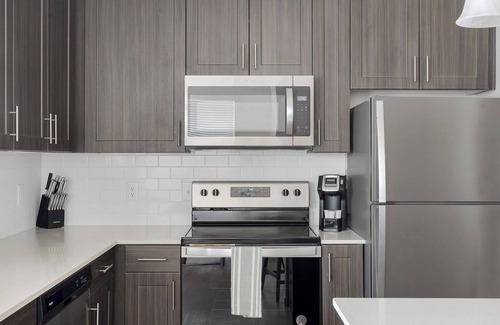 Pflugerville Apartment | Landing | Spectacular 1BD, Clubhouse, Pool