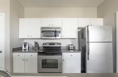 Canal Winchester Apartment | Landing | Spectacular 1BD, Clubhouse, Gym