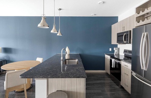 McKinney Apartment | Landing | Spectacular 1BD, Gym, Pool