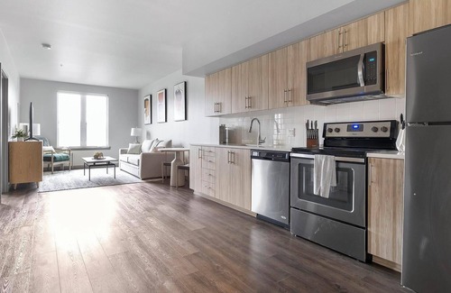 Northwest Portland Apartment | Landing | Spectacular 1BD, Gym, Clubhouse