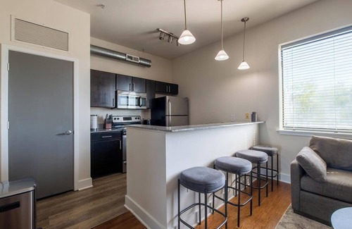 Church Hill Apartment | Landing | Spectacular 1BD, Gym, Rooftop Lounge
