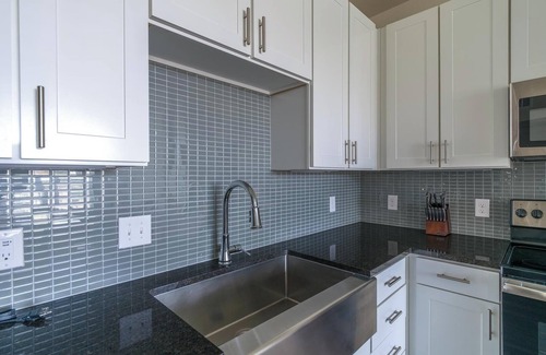 Conroe Apartment | Landing | Spectacular 1BD, Yoga Studio, Gym