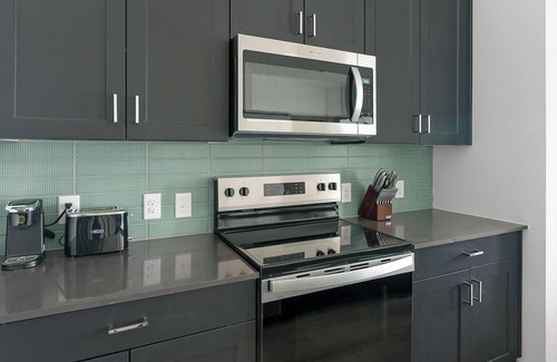 Northside Apartment | Landing | Spectacular 1BD, Pool, Clubhouse