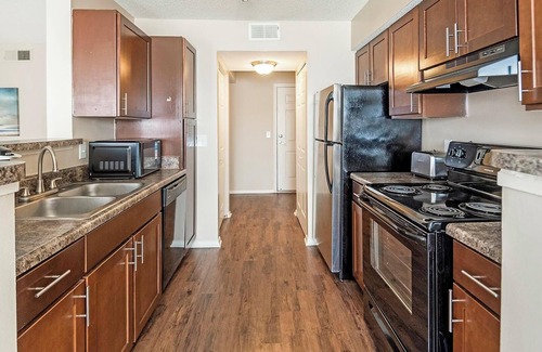Germantown Apartment | Landing | Spectacular 1BD, Tennis Court, Gym