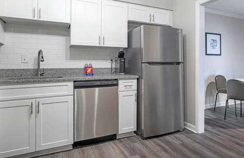 Homewood Apartment | Landing | Spectacular 2BD, Clubhouse, Pool