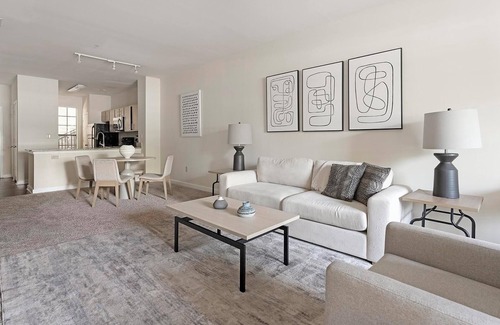 New Pathways Apartment | Landing | Spectacular 2BD, Clubhouse, Gym