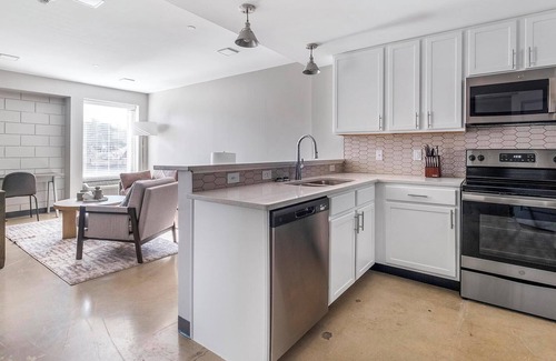 Five Points South Apartment | Landing | Spectacular 1BD, Gym, Game Room