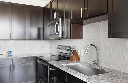 Fort Worth Apartment | Landing | Spectacular 1BD, Clubhouse, Courtyard