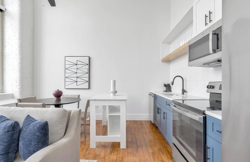 Greenville Apartment | Landing | Spectacular 2BD, Yoga Studio, Gym
