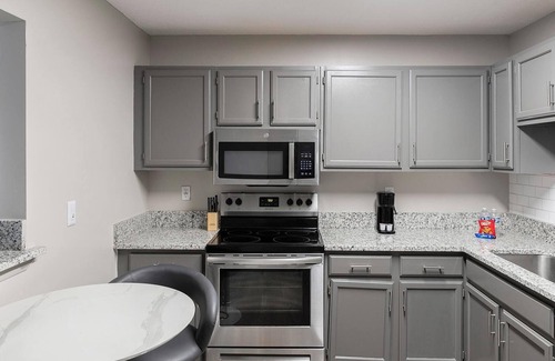 Huntsville Apartment | Landing | Spectacular 1BD, Clubhouse, Pool