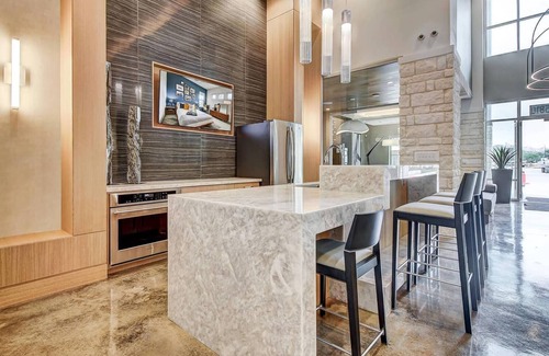 Wetmore Apartment | Landing | Spectacular 1BD, Gym, Game Room