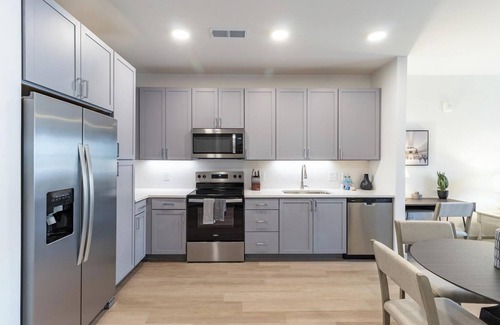 Santa Rosa Beach Apartment | Landing | Stunning 1BD, Pool, Gym
