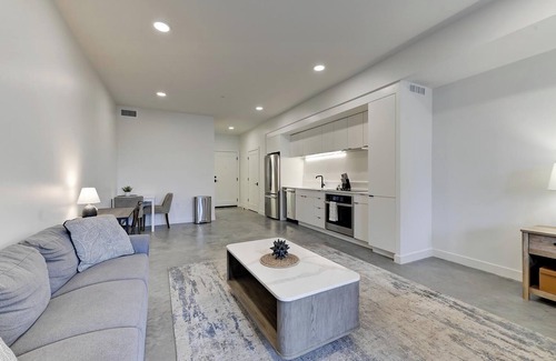 Sugar House Apartment | Landing | Stunning Studio, Game Room, Gym