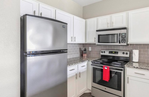 Fossil Creek Apartment | Landing | Stunning 1BD, Gym, Game Room