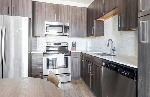 Forest Crest Apartment | Landing | Stunning 1BD, Pool, Clubhouse