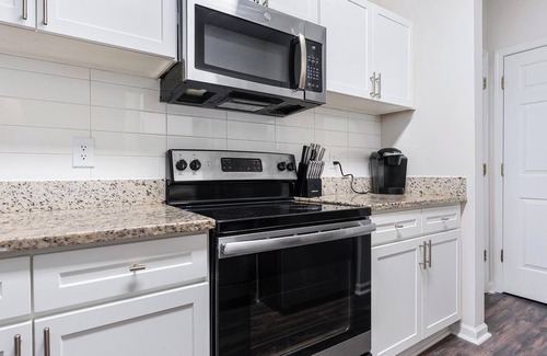 Summerville Apartment | Landing | Stunning 1BD, Gym