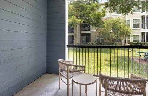 Richmond Apartment | Landing | Stunning 1BD, Clubhouse, Gym