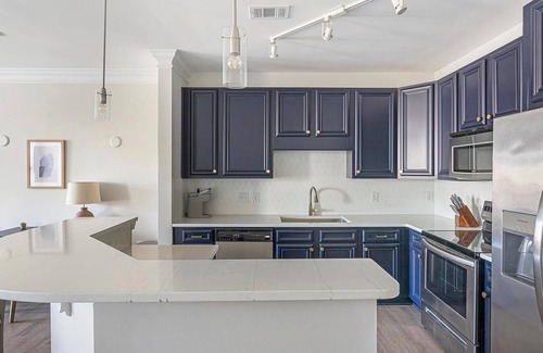 Cary Apartment | Landing | Stunning 1BD, Courtyard, Gym