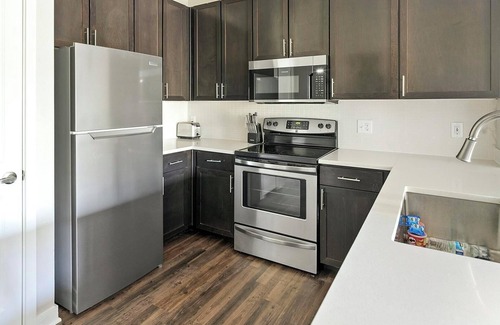 Katy Apartment | Landing | Stunning 1BD, Courtyard, Clubhouse