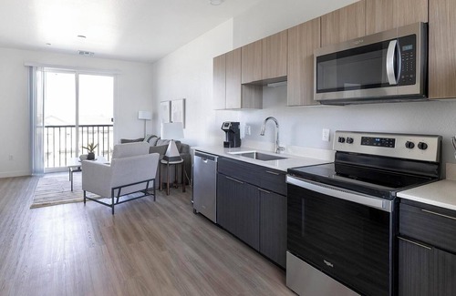Goodyear Apartment | Landing | Stunning 1BD, Game Room, Courtyard