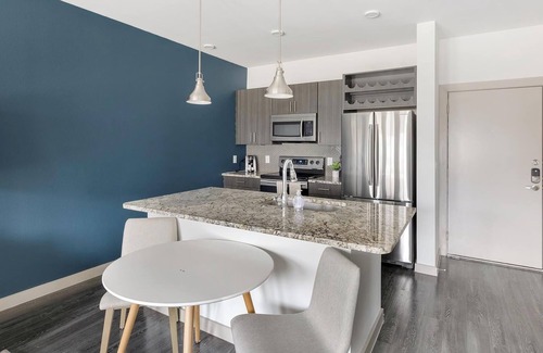 McKinney Apartment | Landing | Stunning 1BD, Gym, Pool