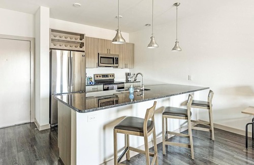 McKinney Apartment | Landing | Stunning 1BD, Gym, Pool