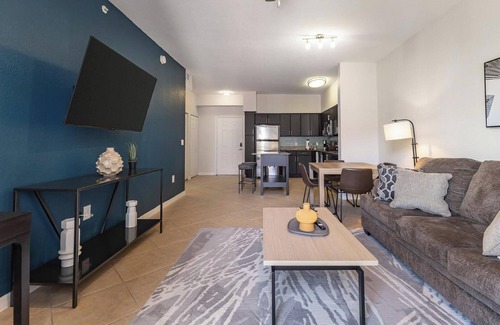 Miramar Apartment | Landing | Stunning 1BD, Gym, Clubhouse