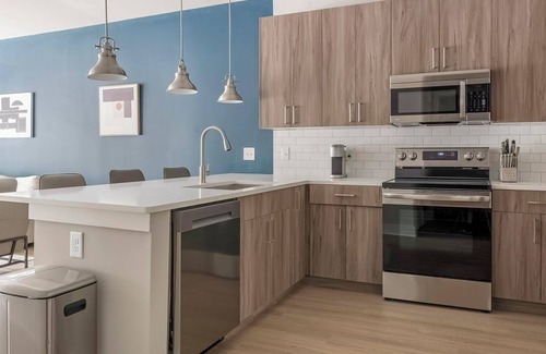 Town Center Apartment | Landing | Stunning 1BD, Pool, Rooftop Lounge