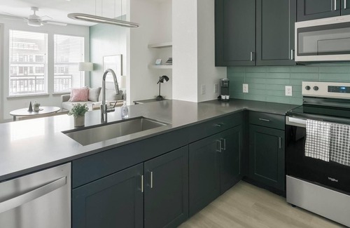 Northside Apartment | Landing | Stunning 1BD, Pool, Clubhouse