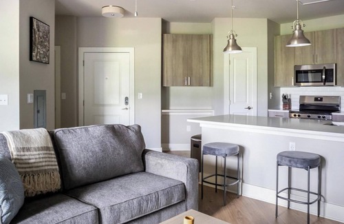 Fort Myers Apartment | Landing | Stunning 1BD, Pool, Clubhouse