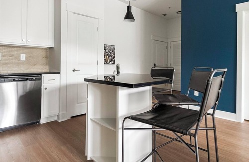 Cary Apartment | Landing | Stunning 2BD, Gym, Rooftop Lounge