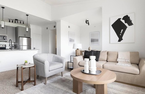 McNeil Apartment | Landing | Stunning 2BD, Pool, Clubhouse