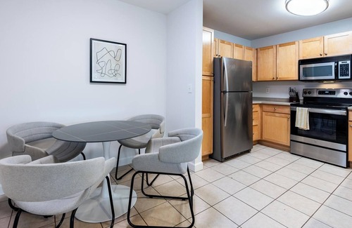 Wilmington Apartment | Landing | Stunning 2BD, Gym, Tennis Court
