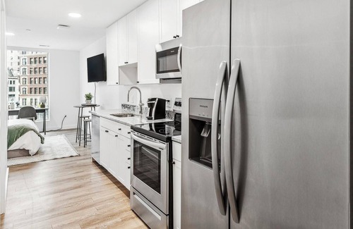 Greektown Historic District Apartment | Landing | Stunning Studio, Gym, Clubhouse
