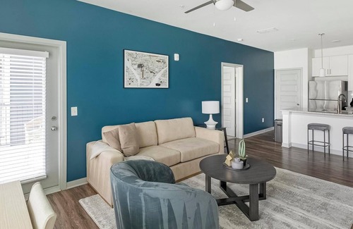 Sand Ridge Apartment | Landing | Stunning 2BD, Clubhouse, Pool