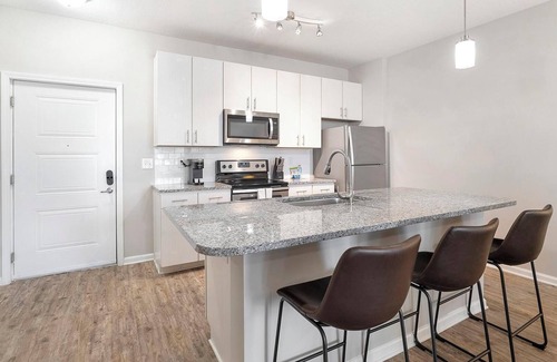 Land O' Lakes Apartment | Landing | Stylish 1BD, Pool, Clubhouse