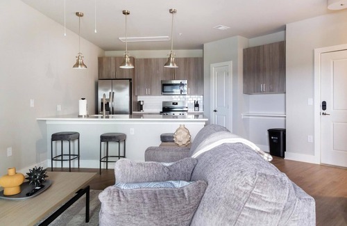Fort Myers Apartment | Landing | Stylish 1BD, Gym, Clubhouse