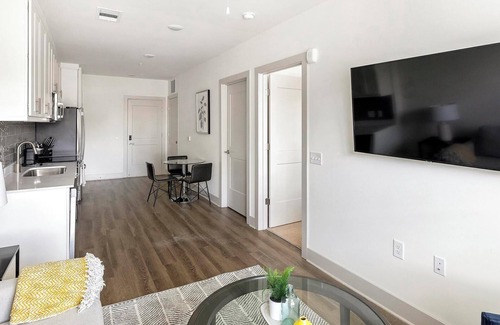 Huntsville Apartment | Landing | Stylish 1BD, Gym, Clubhouse