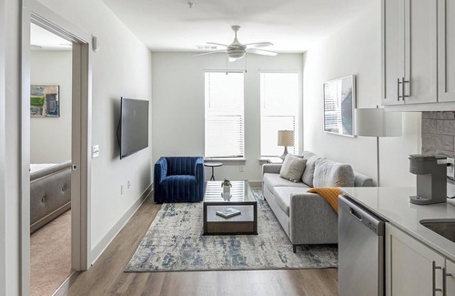 Huntsville Apartment | Landing | Stylish 1BD, Gym, Clubhouse