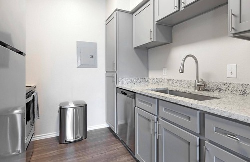 Pipers Meadow Apartment | Landing | Stylish 1BD, Gym, Clubhouse