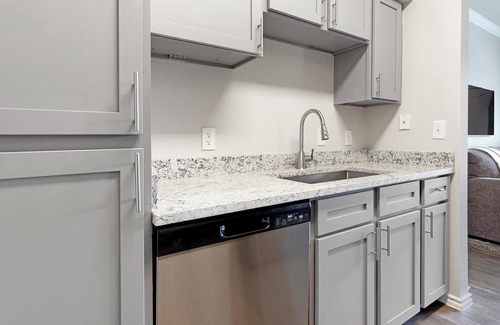 Pipers Meadow Apartment | Landing | Stylish 1BD, Gym, Clubhouse