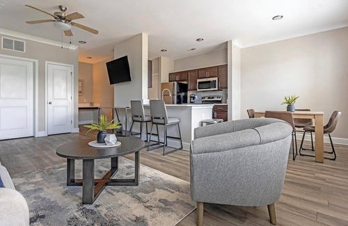 Summerville Apartment | Landing | Stylish 1BD, Gym, Yoga Studio