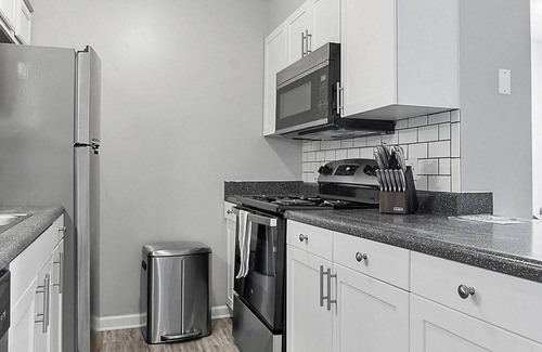 Downtown Dayton Apartment | Landing | Stylish 2BD, Clubhouse, Gym