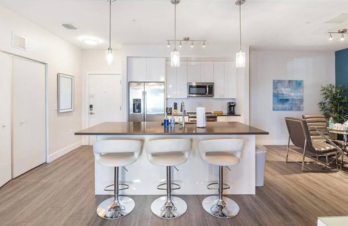 Port Tampa City Apartment | Landing | Stylish 2BD, Clubhouse, Gym