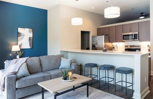 Brady Arts District Apartment | Landing | Stylish 2BD, Gym, Rooftop Lounge