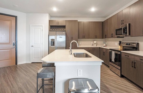 Wetmore Apartment | Landing | Stylish 2BD, Gym, Clubhouse