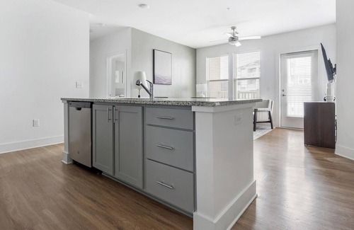Fort Mill Apartment | Landing | Modern 2BD, Pool, Yoga Studio