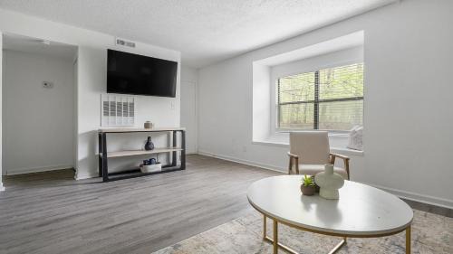 Winston - Salem Apartment | Landing Winston-Salem near Wake Forest University