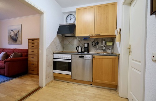 Wyk auf Foehr Apartment | Landjägerhaus apartment 1. apartment with 2 bedrooms. Close to the beach and in a quiet location.